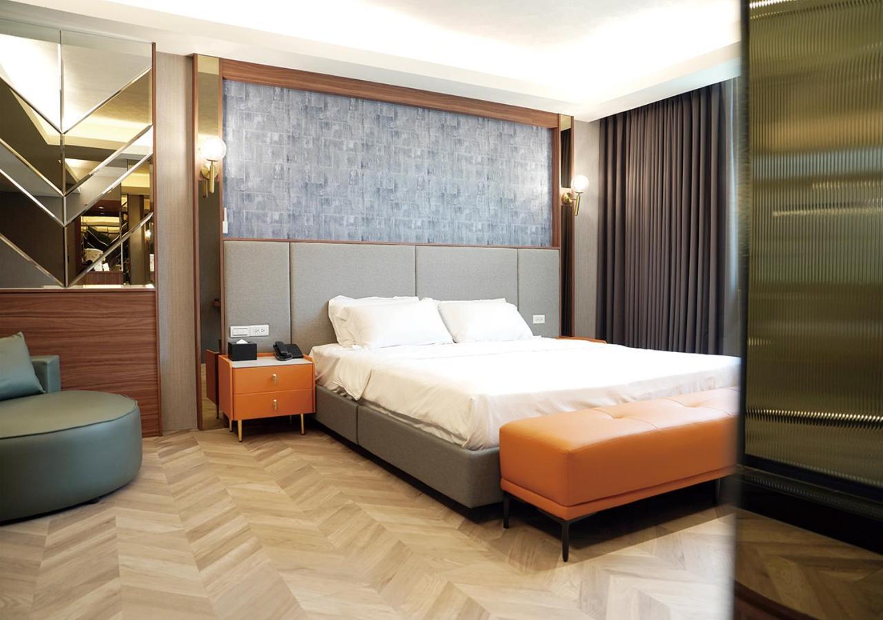 The Riverside Hotel & Motel Kaohsiung Eksteriør billede