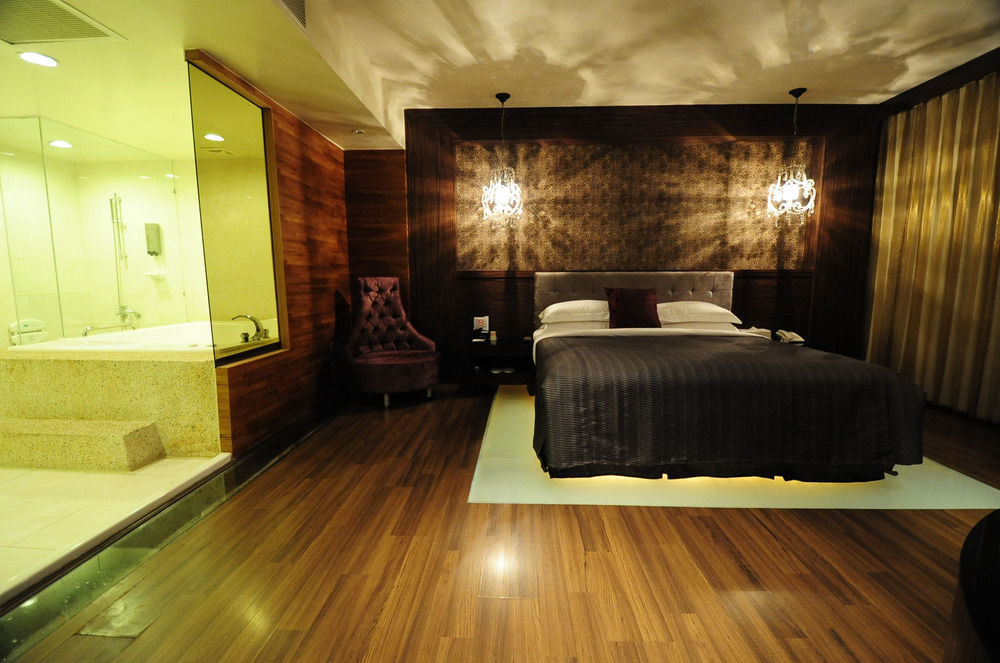 The Riverside Hotel & Motel Kaohsiung Eksteriør billede